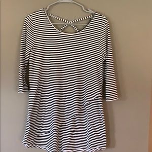 Youth girls size XL. 3/4 sleeve tunic